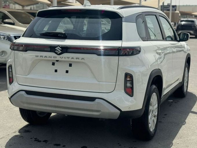 New Suzuki Grand Vitara III, 1.5 l, 2025 in Sharjah by Nour Alnukhba Motors, White color. GCC Specs | AUTO.AE