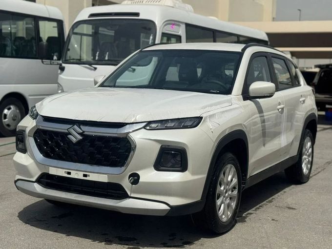 New Suzuki Grand Vitara III, 1.5 l, 2025 in Sharjah by Nour Alnukhba Motors, White color. GCC Specs | AUTO.AE
