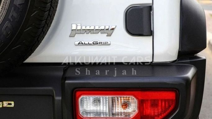 Новый Suzuki Jimny IV, 1.5 л, 2023 в Шардже от Nour Alnukhba Motors Белый цвет. Other | AUTO.AE