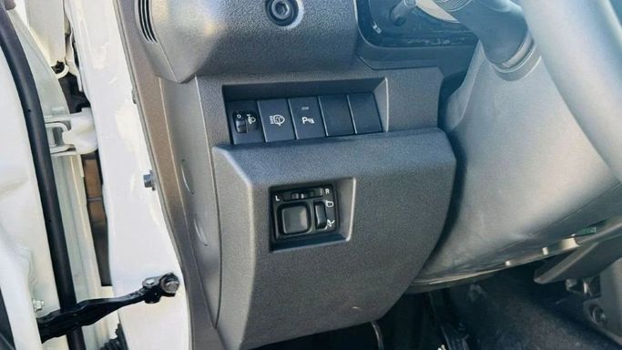 Новый Suzuki Jimny IV, 1.5 л, 2024 в Шардже от Nour Alnukhba Motors Белый цвет. Other | AUTO.AE