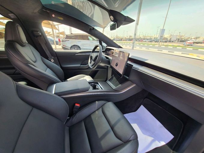 Новый Tesla Model X Long Range I Рестайлинг, 2024 в Шардже от MK Cars Черный цвет. Американская | AUTO.AE