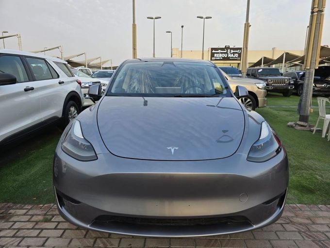 Used Tesla Model Y Long Range I, 2024 in Sharjah by Rebou Najd Used Cars, Grey color. GCC Specs | AUTO.AE
