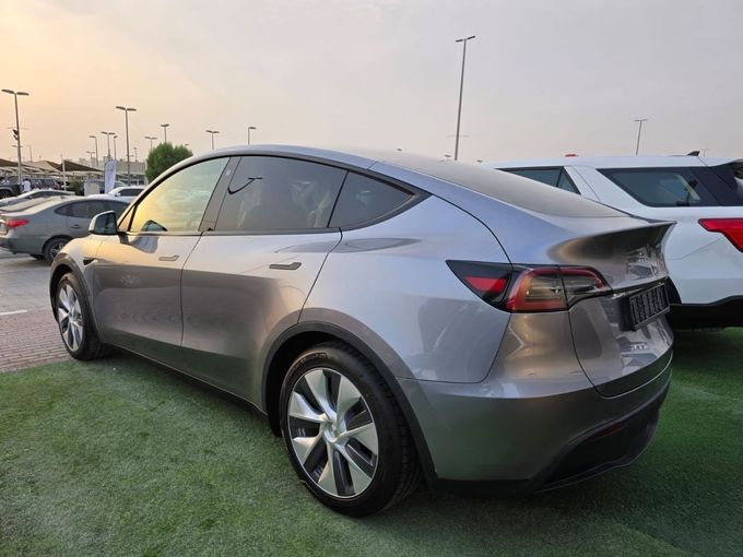 Used Tesla Model Y Long Range I, 2024 in Sharjah by Rebou Najd Used Cars, Grey color. GCC Specs | AUTO.AE