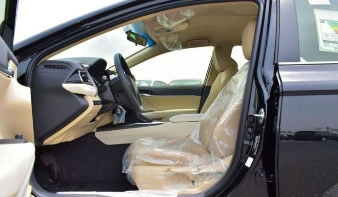 New Toyota Camry VIII (XV70) Facelift, 2.5 l, 2023 in Sharjah by Nour Alnukhba Motors, Black color. European Specs | AUTO.AE