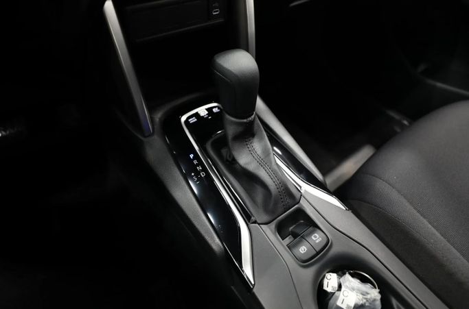 Новый Toyota Corolla Cross I, 1.8 л, 2025 в Шардже от Al Qassem Cars Trading Белый цвет. Other | AUTO.AE