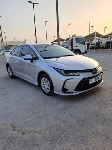 New Toyota Corolla Sporty XII (E210), 2.0 l, 2020 in Sharjah by Imad Younis Almani used Cars, Silver color. GCC Specs | AUTO.AE