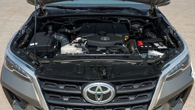 New Toyota Fortuner II Facelift, 2.4 l, 2024 in Sharjah by Nour Alnukhba Motors, Bronze color. Other | AUTO.AE