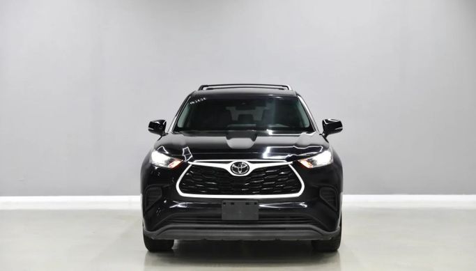 Подержанный Toyota Highlander IV (U70), 3.5 л, 2020 в Шардже от Al Qassem Cars Trading Черный цвет. Канадская | AUTO.AE