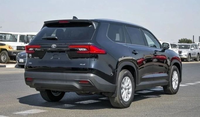 Новый Toyota Highlander IV (U70), 2.4 л, 2024 в Шардже от Nour Alnukhba Motors Черный цвет. Other | AUTO.AE