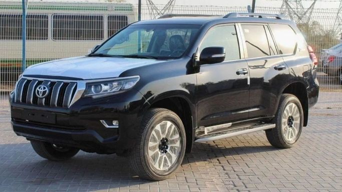 Новый Toyota Land Cruiser Prado 150 Series Рестайлинг 3, 4.0 л, 2023 в Шардже от Nour Alnukhba Motors Черный цвет. Other | AUTO.AE