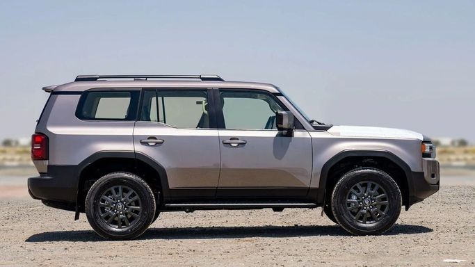Новый Toyota Land Cruiser Prado 250 Series, 2.8 л, 2025 в Шардже от Nour Alnukhba Motors Бронзовый цвет. Other | AUTO.AE