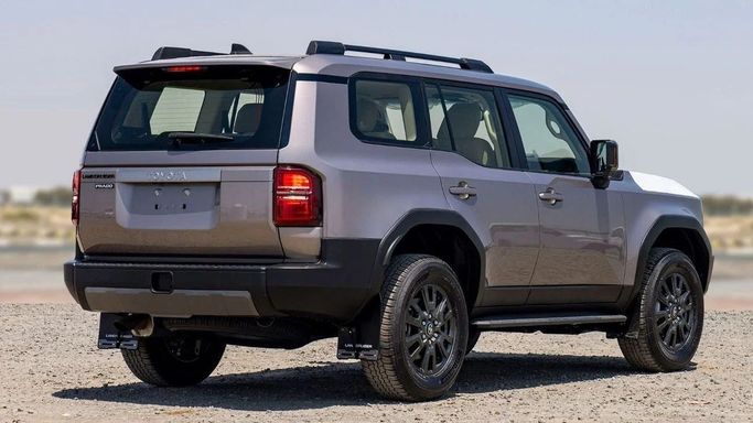 New Toyota Land Cruiser Prado 250 Series, 2.8 l, 2024 in Sharjah by Nour Alnukhba Motors, Grey color. Other | AUTO.AE