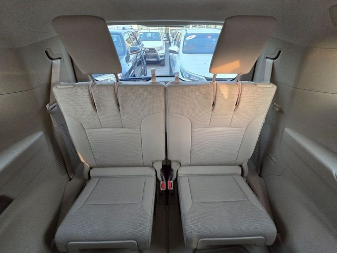 Used Toyota Land Cruiser 300 Series, 4.0 l, 2024 in Sharjah by Rebou Najd Used Cars, White color. GCC Specs | AUTO.AE