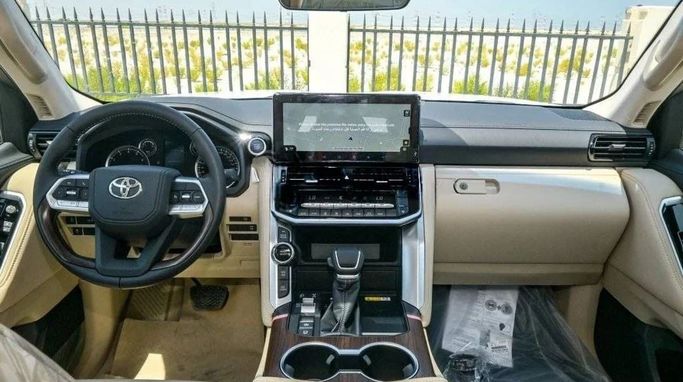 New Toyota Land Cruiser 300 Series, 3.4 l, 2025 in Sharjah by Nour Alnukhba Motors, Bronze color. Other | AUTO.AE