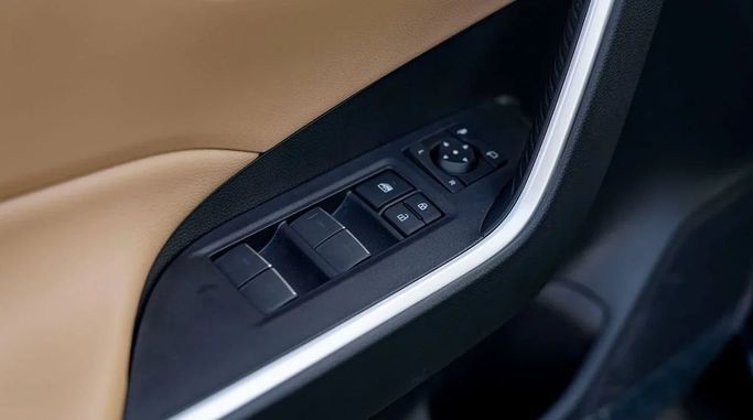 New Toyota RAV4 V (XA50), 2.5 l, 2024 in Sharjah by Nour Alnukhba Motors, Black color. Other | AUTO.AE