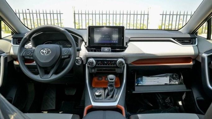New Toyota RAV4 V (XA50), 2.5 l, 2024 in Sharjah by Nour Alnukhba Motors, Green color. Other | AUTO.AE