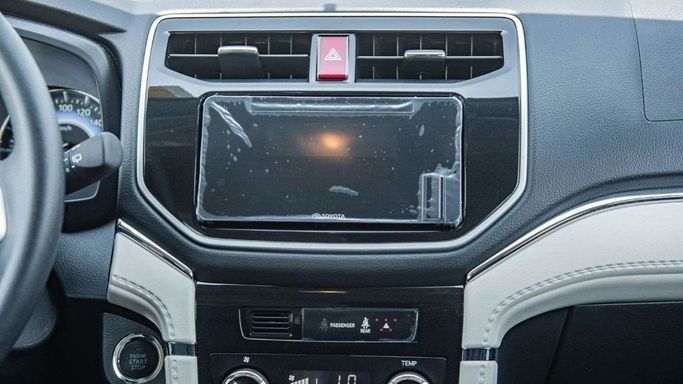 New Toyota Rush II, 1.5 l, 2023 in Sharjah by Nour Alnukhba Motors, Bronze color. Other | AUTO.AE