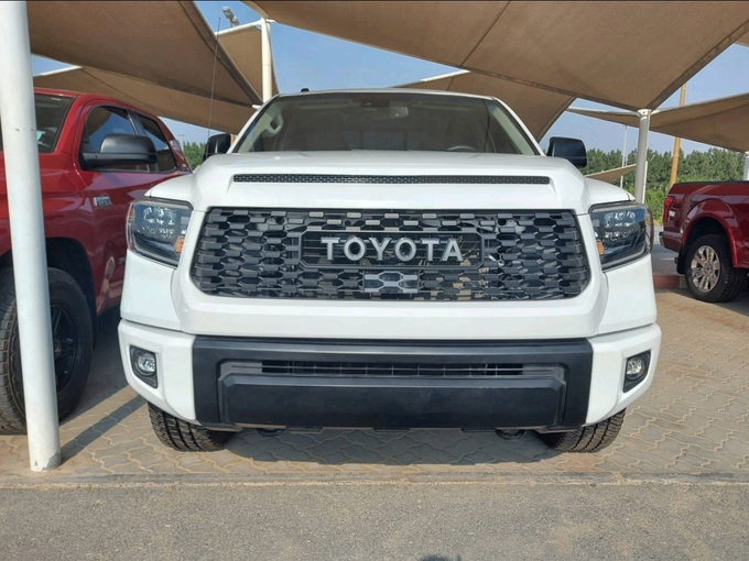 Used Toyota Tundra II Facelift, 5.7 l, 2019 in Sharjah by MK Cars, White color. American Specs | AUTO.AE