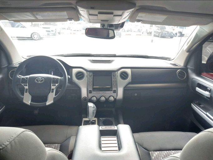 Used Toyota Tundra II Facelift, 5.7 l, 2019 in Sharjah by MK Cars, White color. American Specs | AUTO.AE