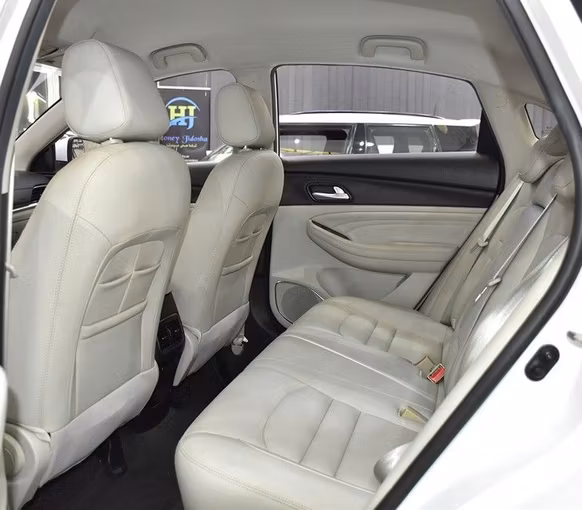 Used Trumpchi GA4 Plus, 1.5 l, 2023 in Sharjah by Honey Gidosha Used Cars Tr., White color.  | AUTO.AE