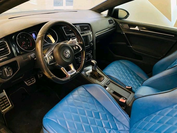 Подержанный Volkswagen Golf VII, 1.8 л, 2016 в Шардже от Alhamoor Used Cars Черный цвет. GCC | AUTO.AE