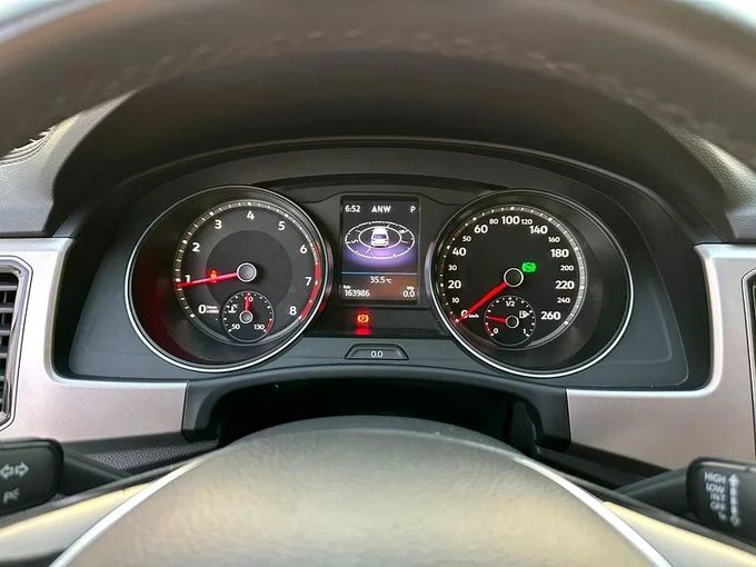Used Volkswagen Teramont I, 2.0 l, 2019 in Sharjah by Ahmad alkhodari Motors, White color. GCC Specs | AUTO.AE