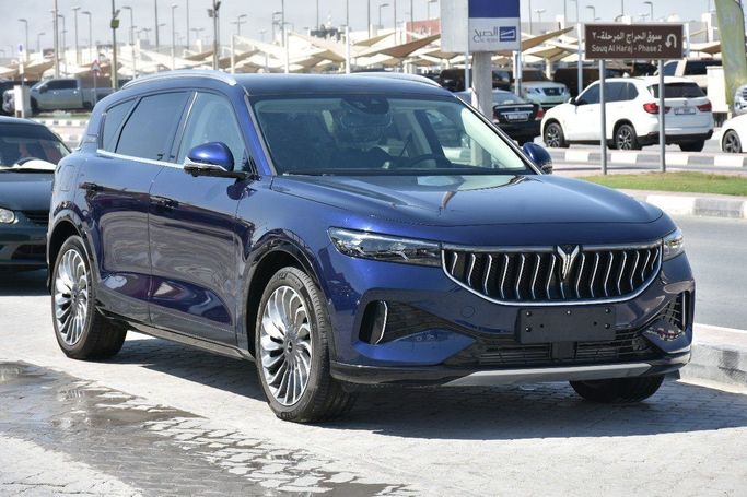 Новый Voyah Free, 1.5 л, 2022 в Шардже от Alfaris Used Cars Синий цвет.  | AUTO.AE
