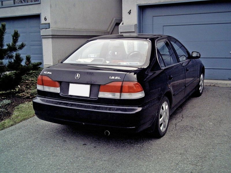 Acura EL I, Седан — вид сзади справа