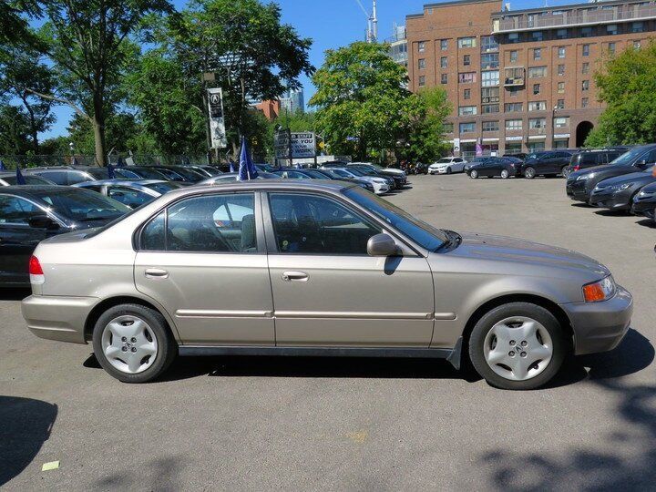 Acura EL I, Седан — вид справа