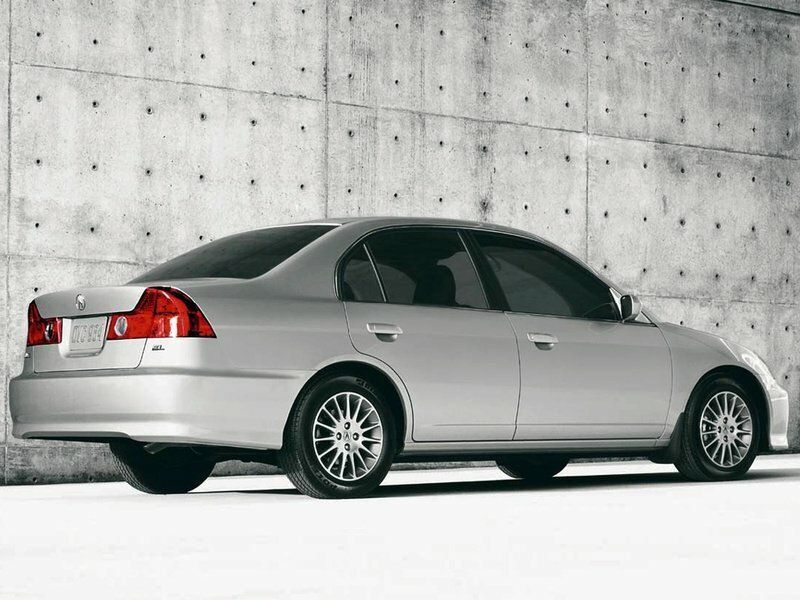 Acura EL II, Седан — вид сзади справа
