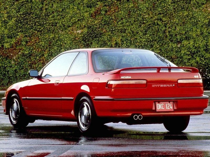 Acura Integra ثانياً، هاتشباك 3 أبواب — منظر خلفي أيمن