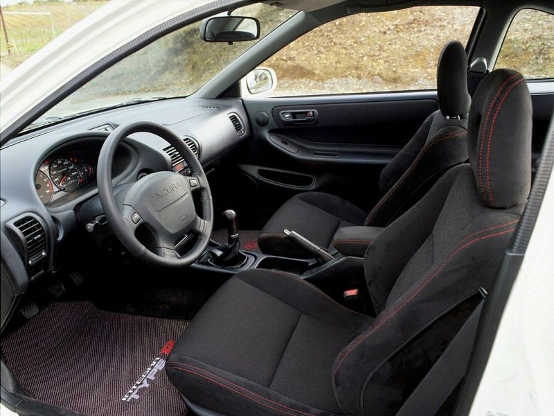Acura Integra ثالثاً، كوبيه — منطقة السائق