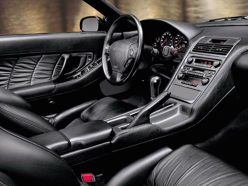Acura NSX I, Купе — место водителя