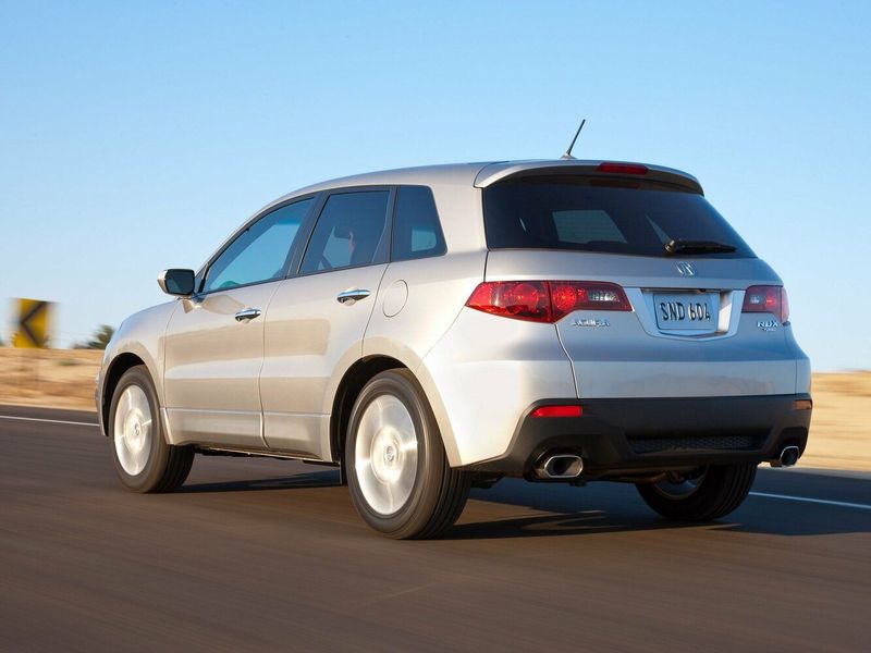 Acura RDX I Рестайлинг, Внедорожник 5 дв. — вид сзади слева