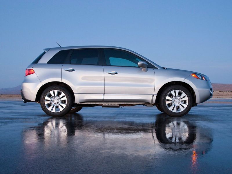 Acura RDX I Рестайлинг, Внедорожник 5 дв. — вид справа