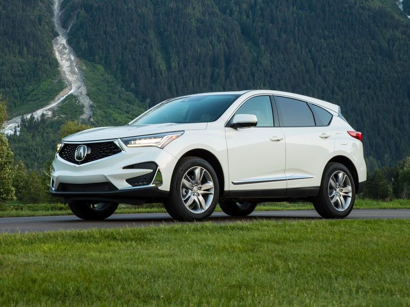 Acura RDX III, Внедорожник 5 дв. — вид спереди справа