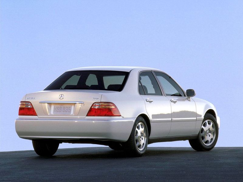 Acura RL I Рестайлинг, Седан — вид сзади справа