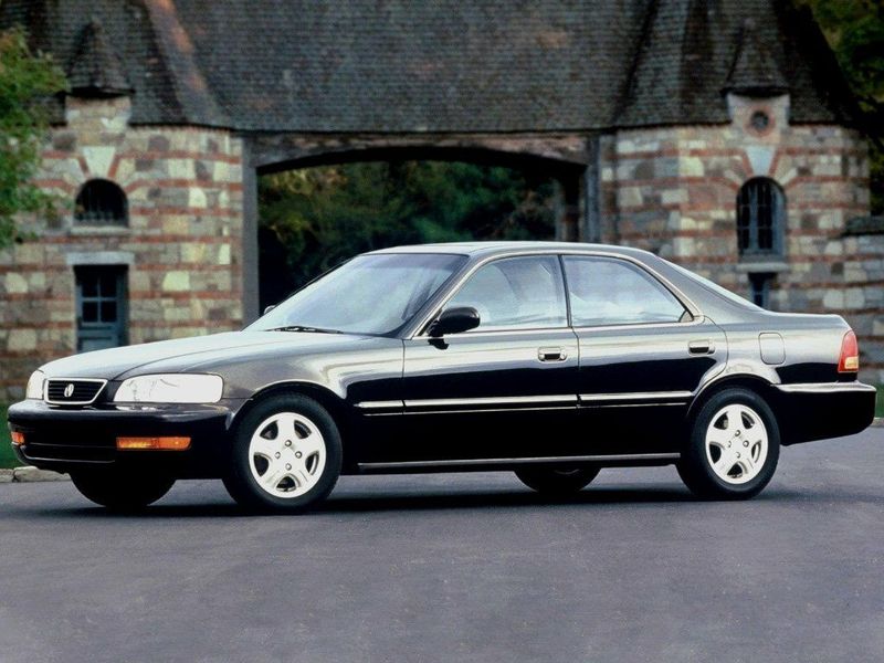 Acura TL I، سيدان — منظر أمامي أيمن