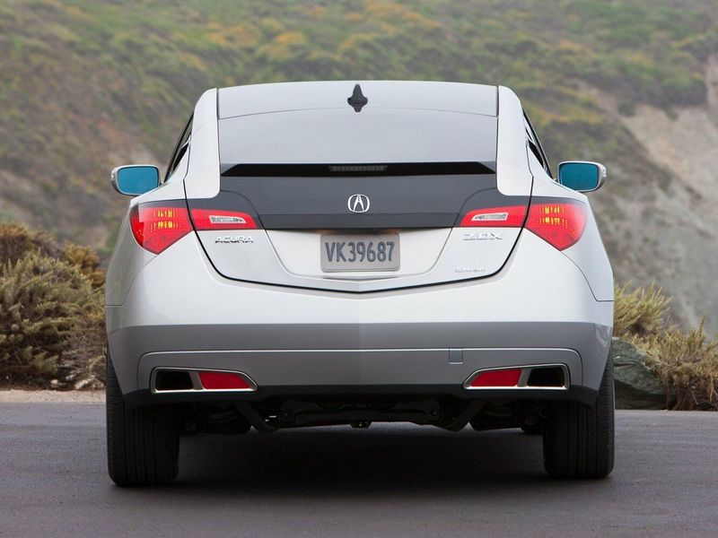Acura ZDX, Внедорожник 5 дв. — вид сзади