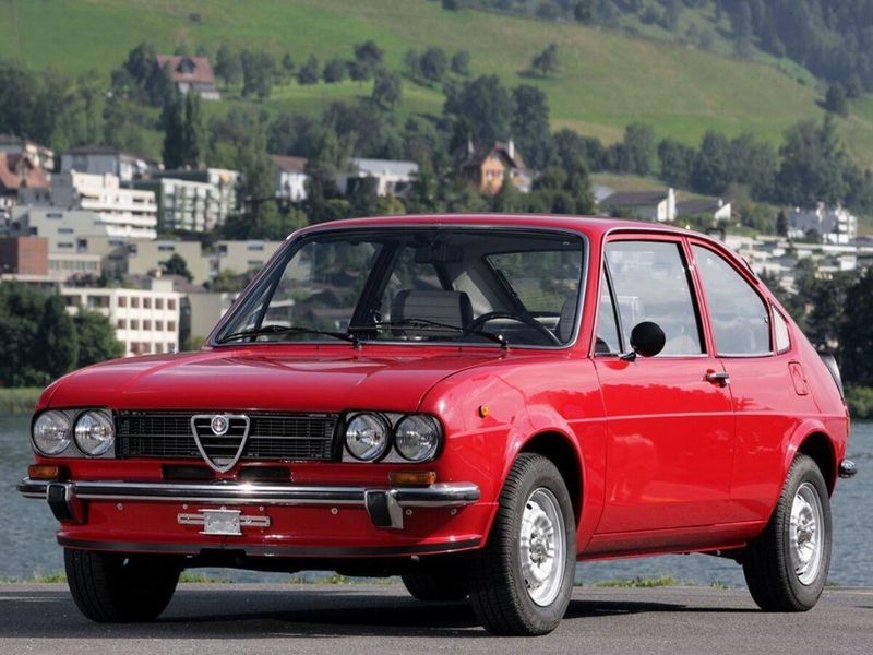 Alfa Romeo Alfasud، فاستباك TI — منظر أمامي