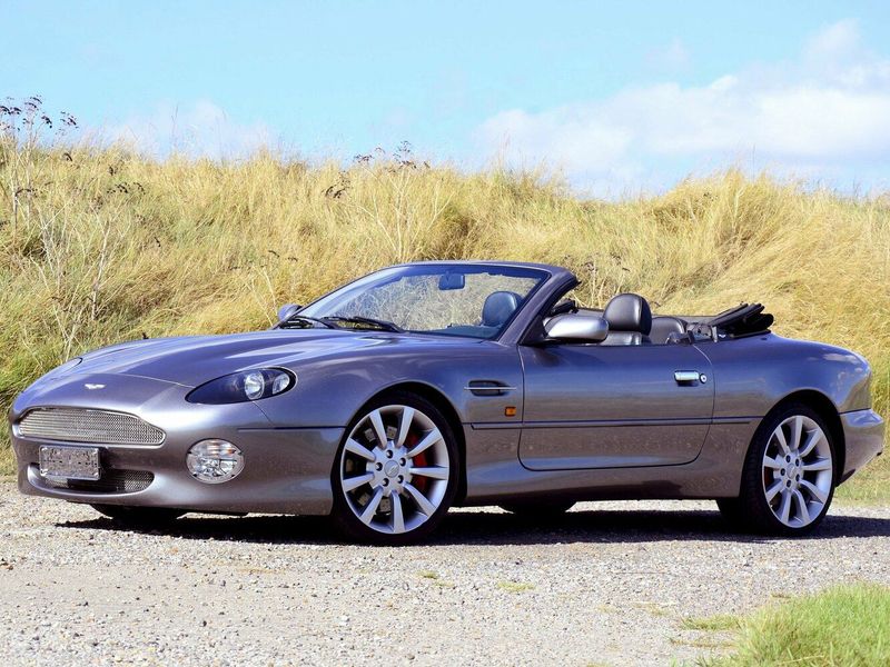 Aston Martin DB7 أنا فيس ليفت، قابلة للتحويل Volante — منظر أمامي أيمن