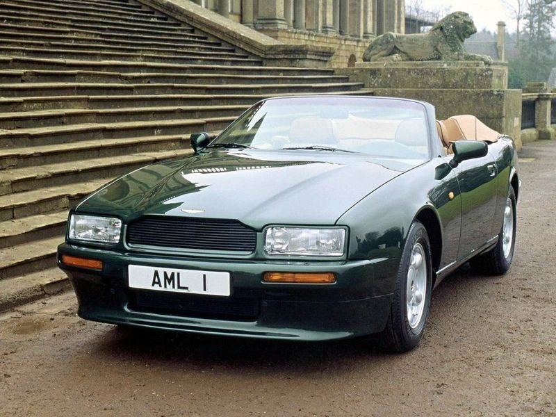 Aston Martin Virage I، قابلة للتحويل Volante — منظر أمامي أيمن