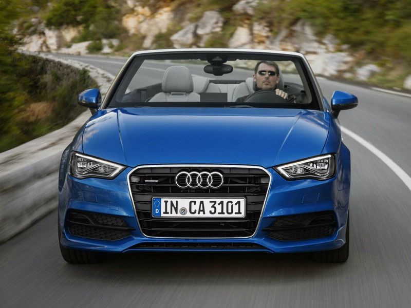 Audi A3 III (8 فولت)، قابلة للتحويل — منظر أمامي