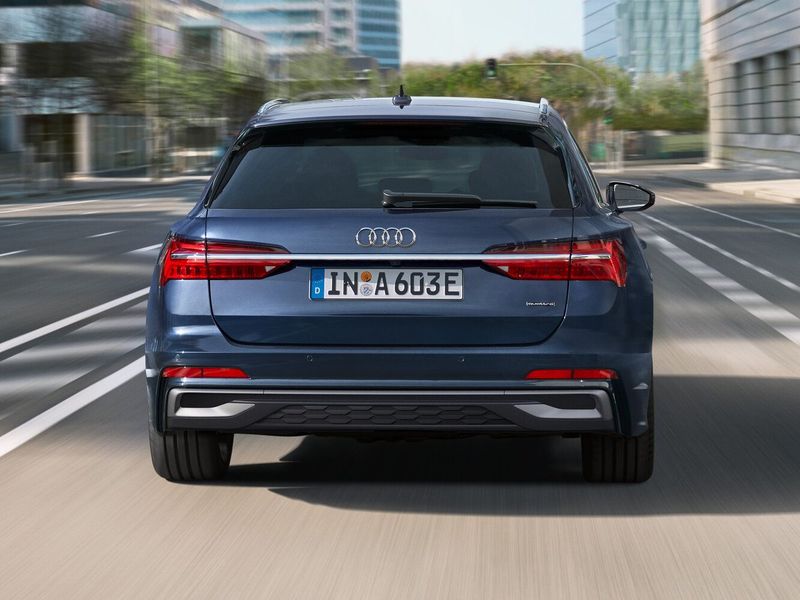 Audi A6 عملية فيس ليفت V (C8)، واجون 5 أبواب — منظر خلفي