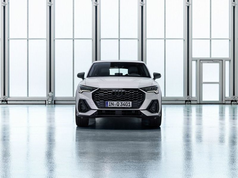 Audi Q3 Sportback II (F3), Внедорожник 5 дв. — вид спереди