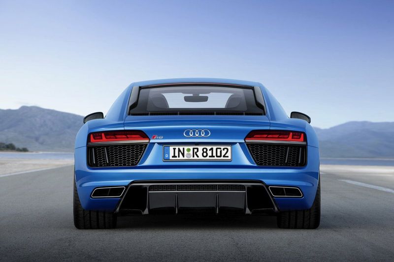Audi R8 II (4S)، كوبيه — منظر خلفي