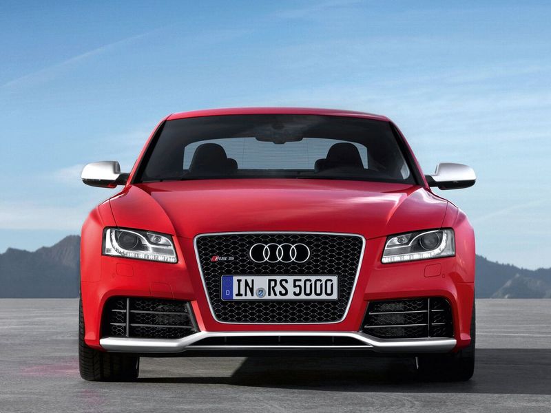 Audi RS 5 I (8T)، كوبيه — منظر أمامي