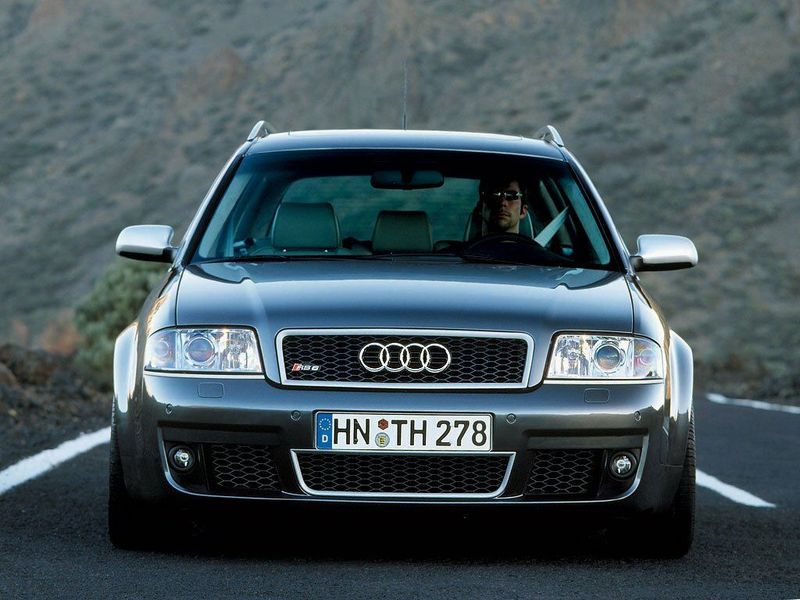 Audi RS 6 I (C5), Универсал 5 дв. — вид спереди