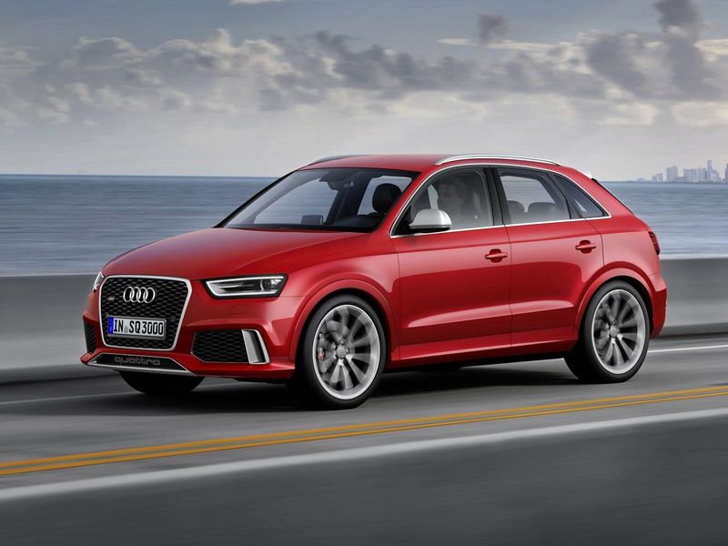 Audi RS Q3 I (8U), Внедорожник 5 дв. — вид спереди справа