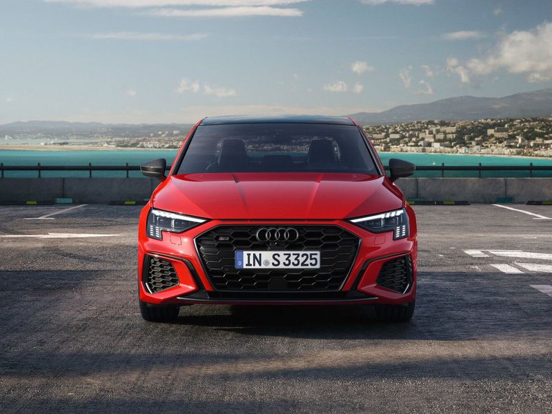 Audi S3 IV (8Y), Седан — вид спереди